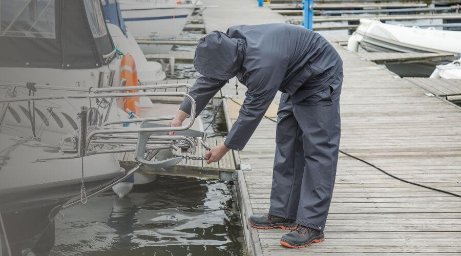 Why choose Emergency Water Repair Jacksonville for water damage restoration in Jacksonville